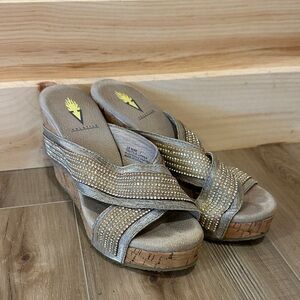 Volatile Gold Wedge Sandals 7
